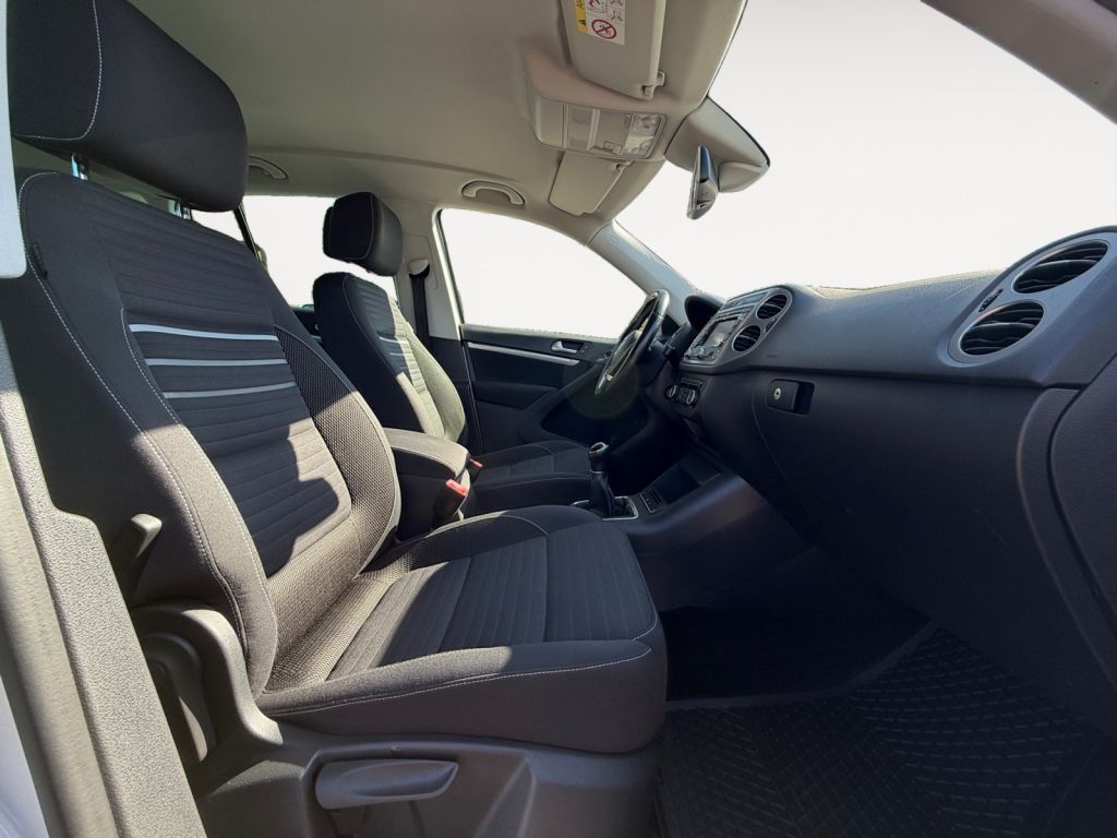 Fahrzeugabbildung Volkswagen Tiguan 1.4 TSI 4Motion Cup Sport & Style