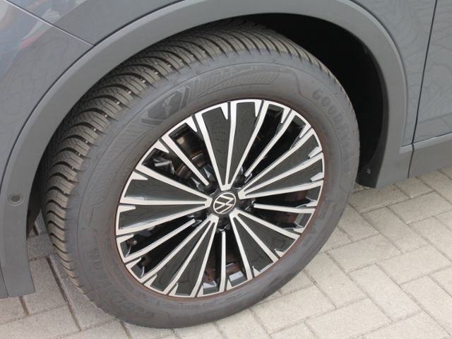 Volkswagen Tiguan 1.5 eTSI DSG Goal MATRIX AHK AREA NAVI TR foto 9