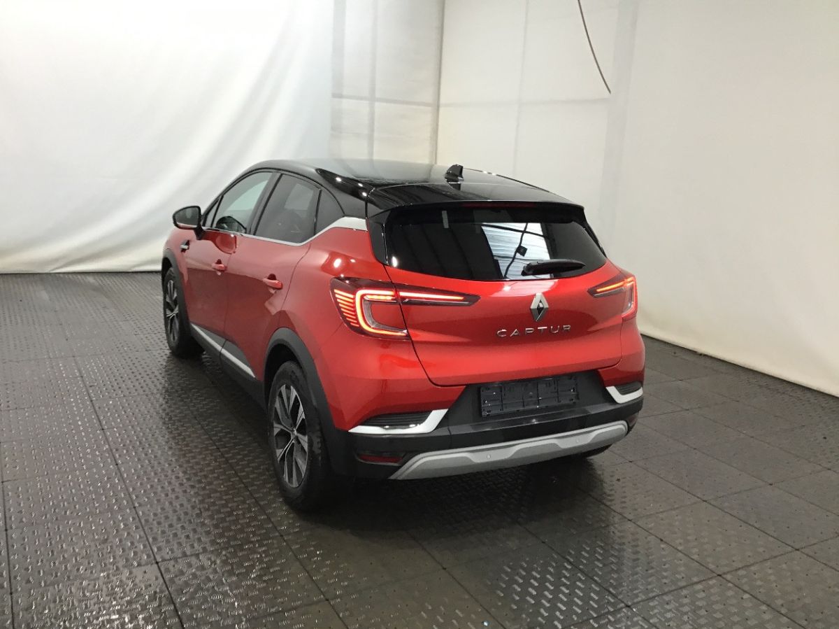 Renault Captur TCe 140 MHEV Techno imagem 3