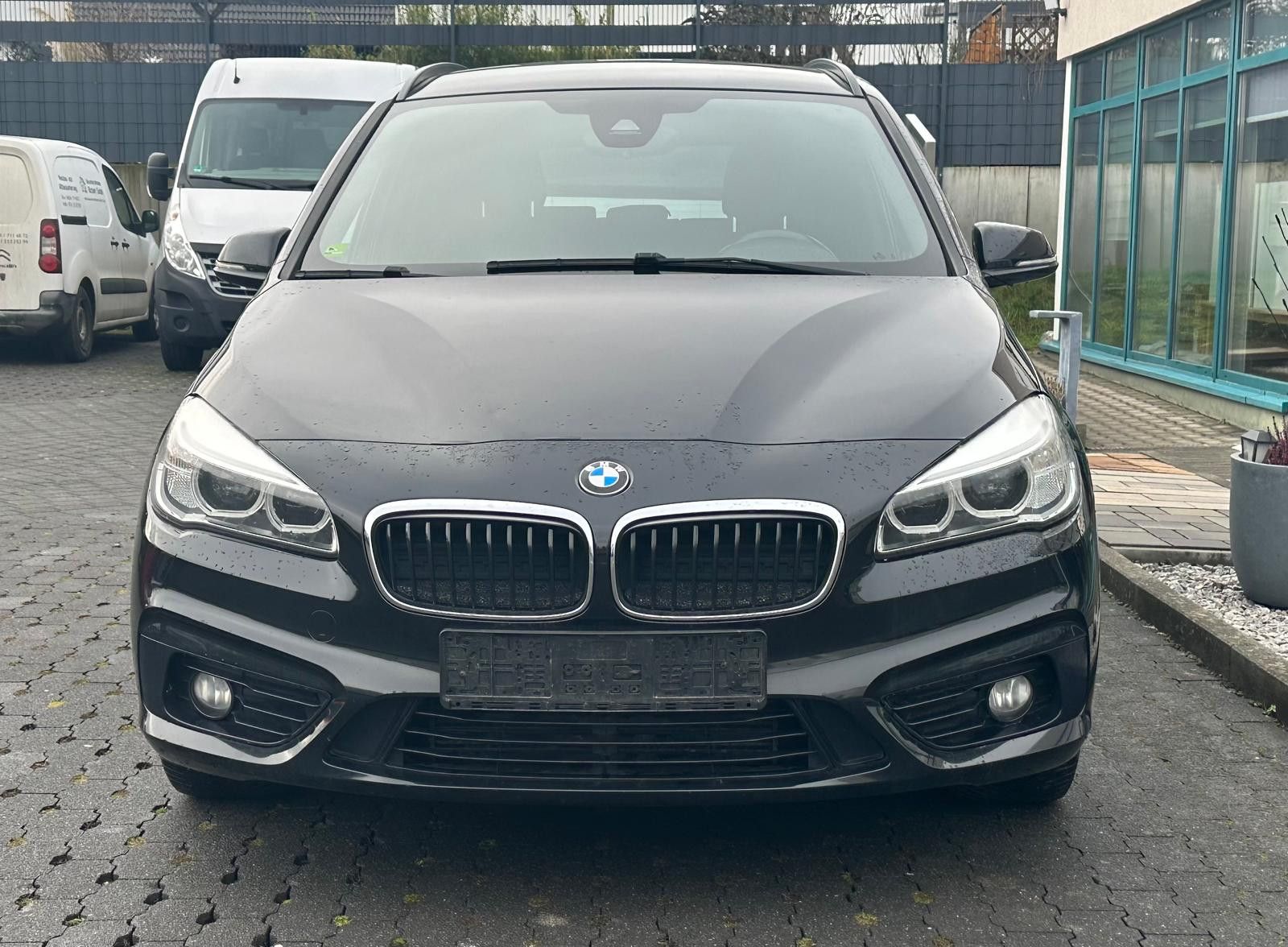 Fahrzeugabbildung BMW 216 Gran Tourer D Sport Line LED+PDC+MFL+NAVI+