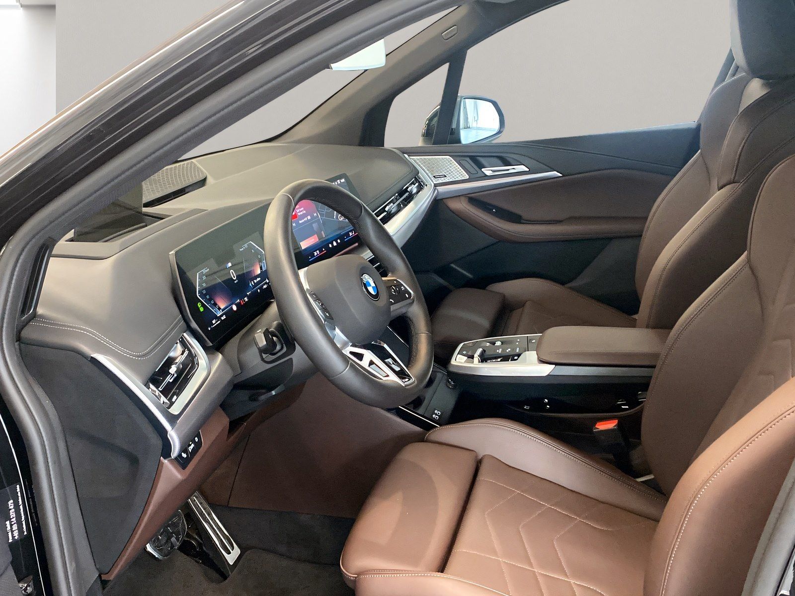 BMW 223 Active Tourer - Bild 4