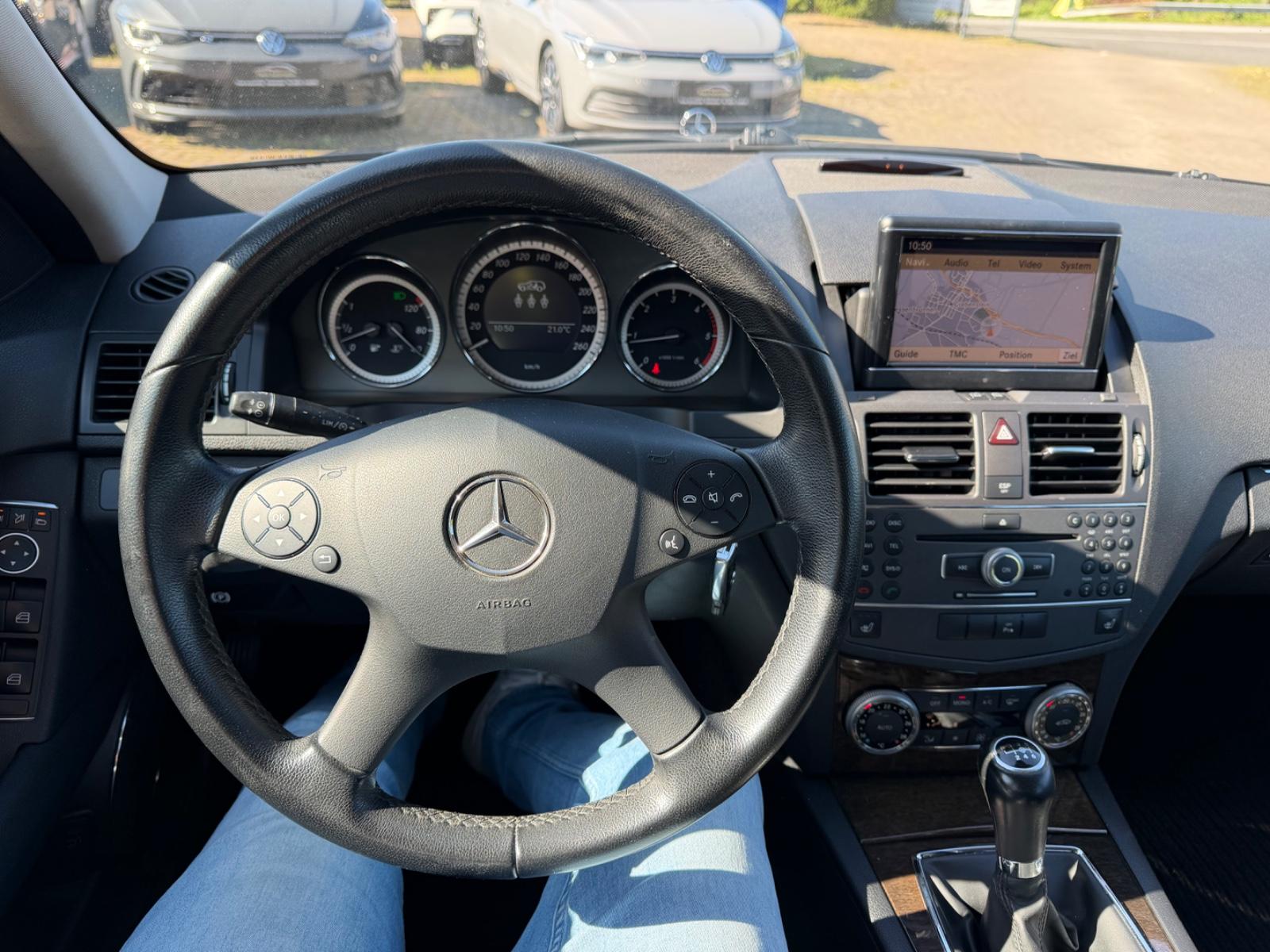 Mercedes-Benz C220 2010 — photo 6