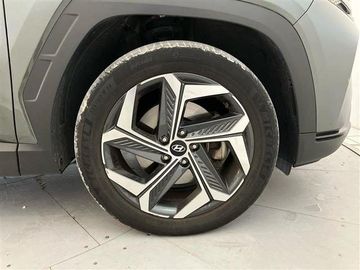 Hyundai TUCSON - 5