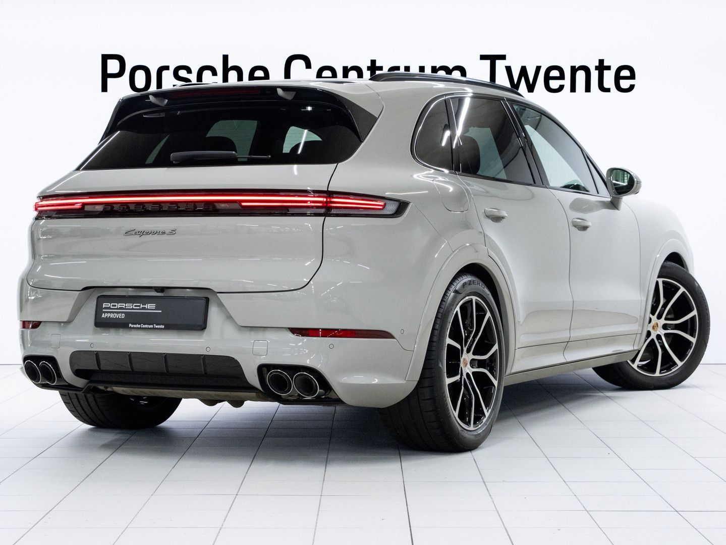 Porsche Cayenne S E-Hybrid imagem 3