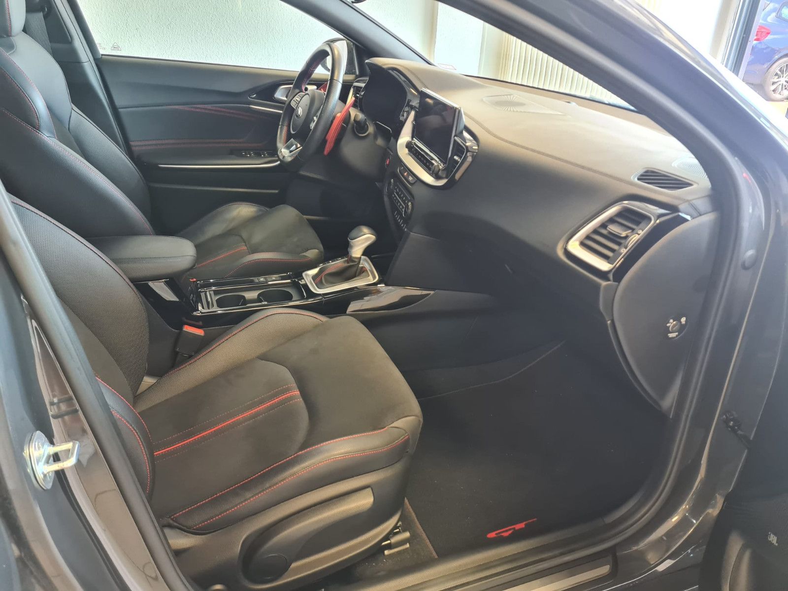 Fahrzeugabbildung Kia pro cee'd / ProCeed / LED / NAVI / KAMERA/1.HAND