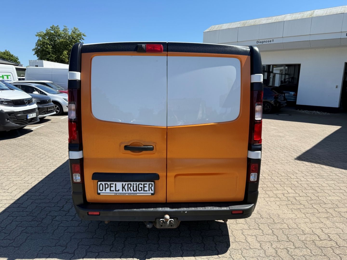 Fahrzeugabbildung Opel Vivaro B Kasten L2H1 Regalsystem+Kamera+AHK