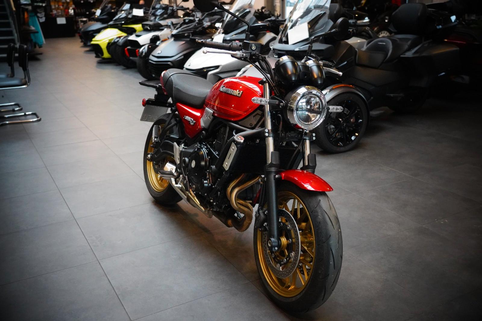 Kawasaki Z650 RS  (A2 möglich)