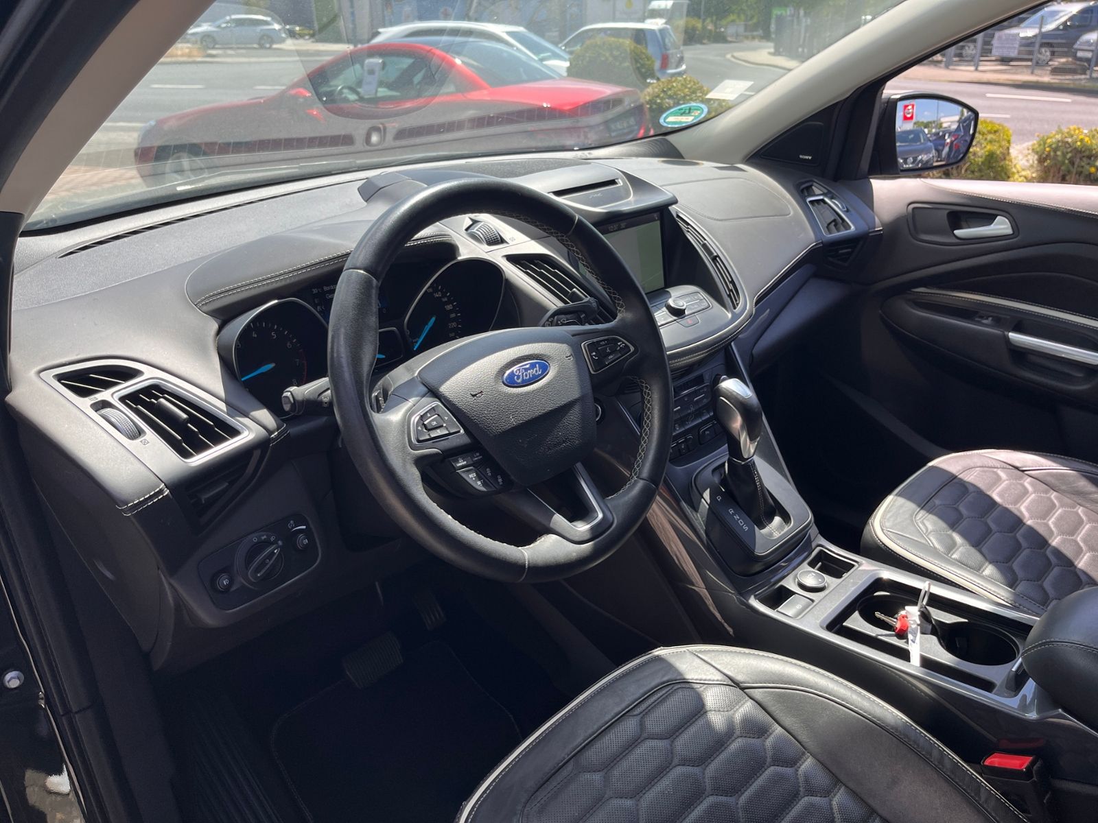 Fahrzeugabbildung Ford Kuga Vignale AWD AHK ACC * BEDINGT FAHRBEREIT