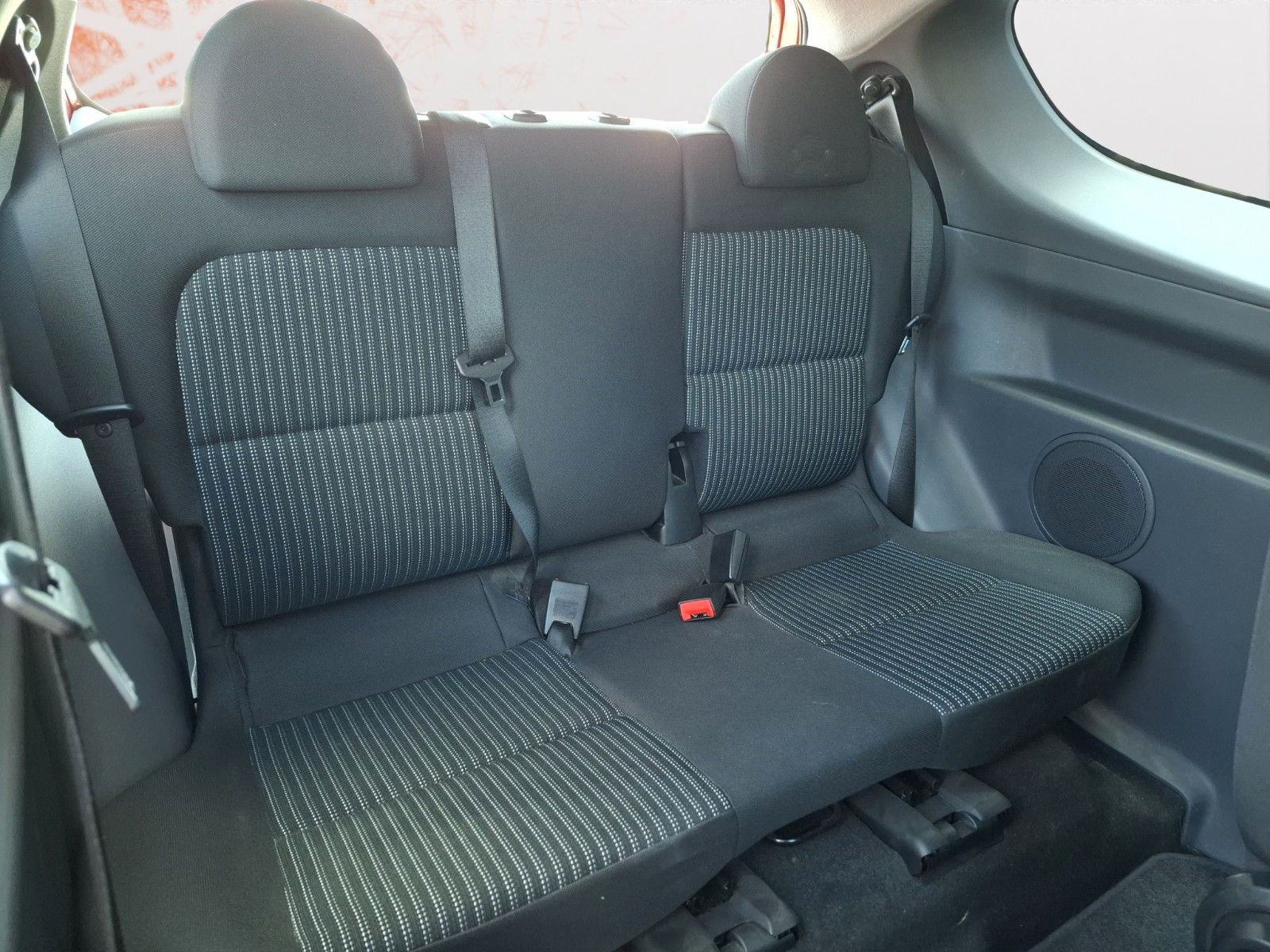 Fahrzeugabbildung Mitsubishi Colt CZ3 Lim. 3-trg. 1.1 ! 1te Hand ! TÜV 05/27