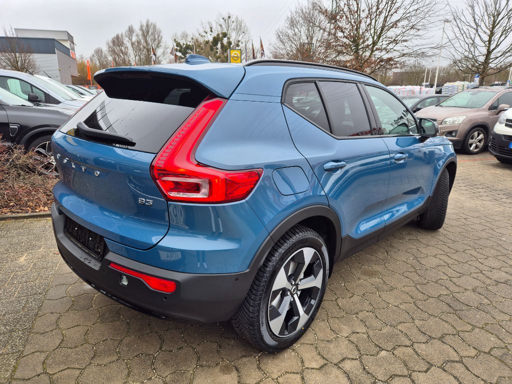 Fahrzeugabbildung Volvo XC40 B3 B DKG Plus Dark+PixelLED+Allwetter+