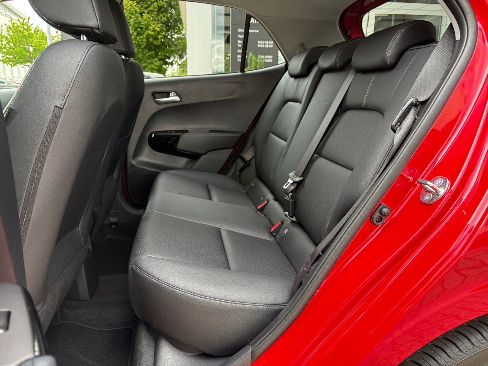 Fahrzeugabbildung Kia Picanto 1.0 GT-Line Modellpflege (2)/Navi/Klima