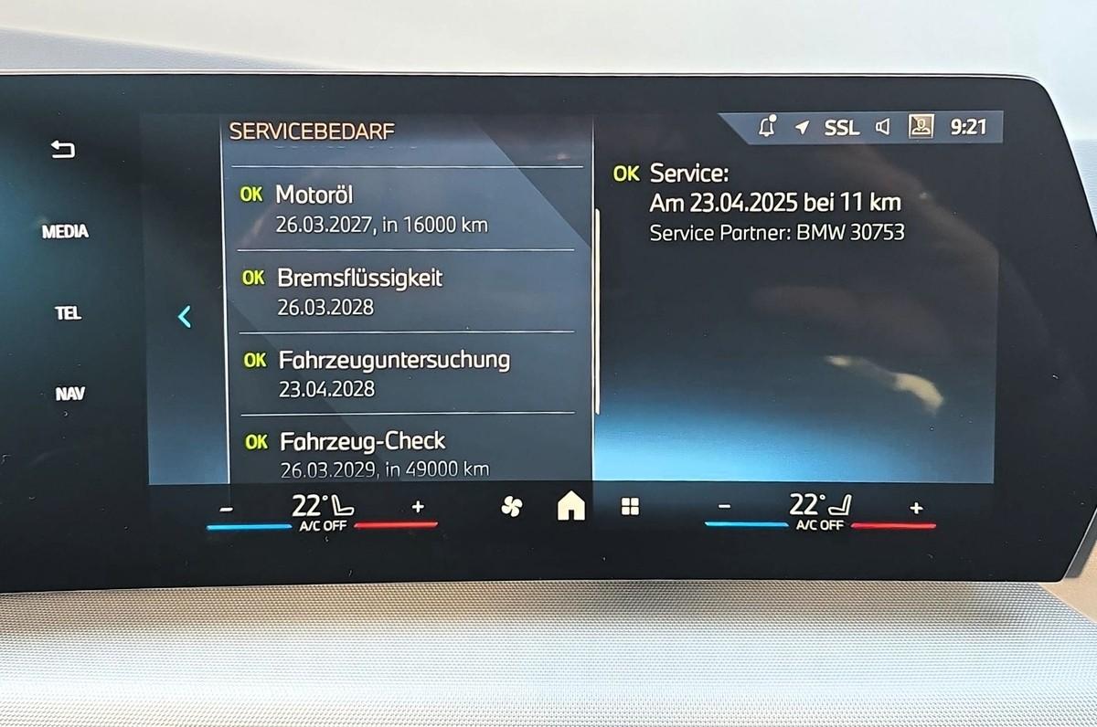BMW 220 Active Tourer i AHK+Pano+aLED+Keyless+DAB+R-, миниатюра 17