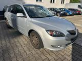 Mazda 3 - Mazda 3 Gebrauchtwagen in Stuttgart