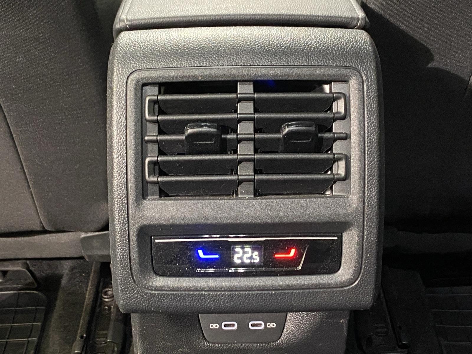 Volkswagen Golf VIII 1.5 TSI Life / Navi LED ACC, миниатюра 11