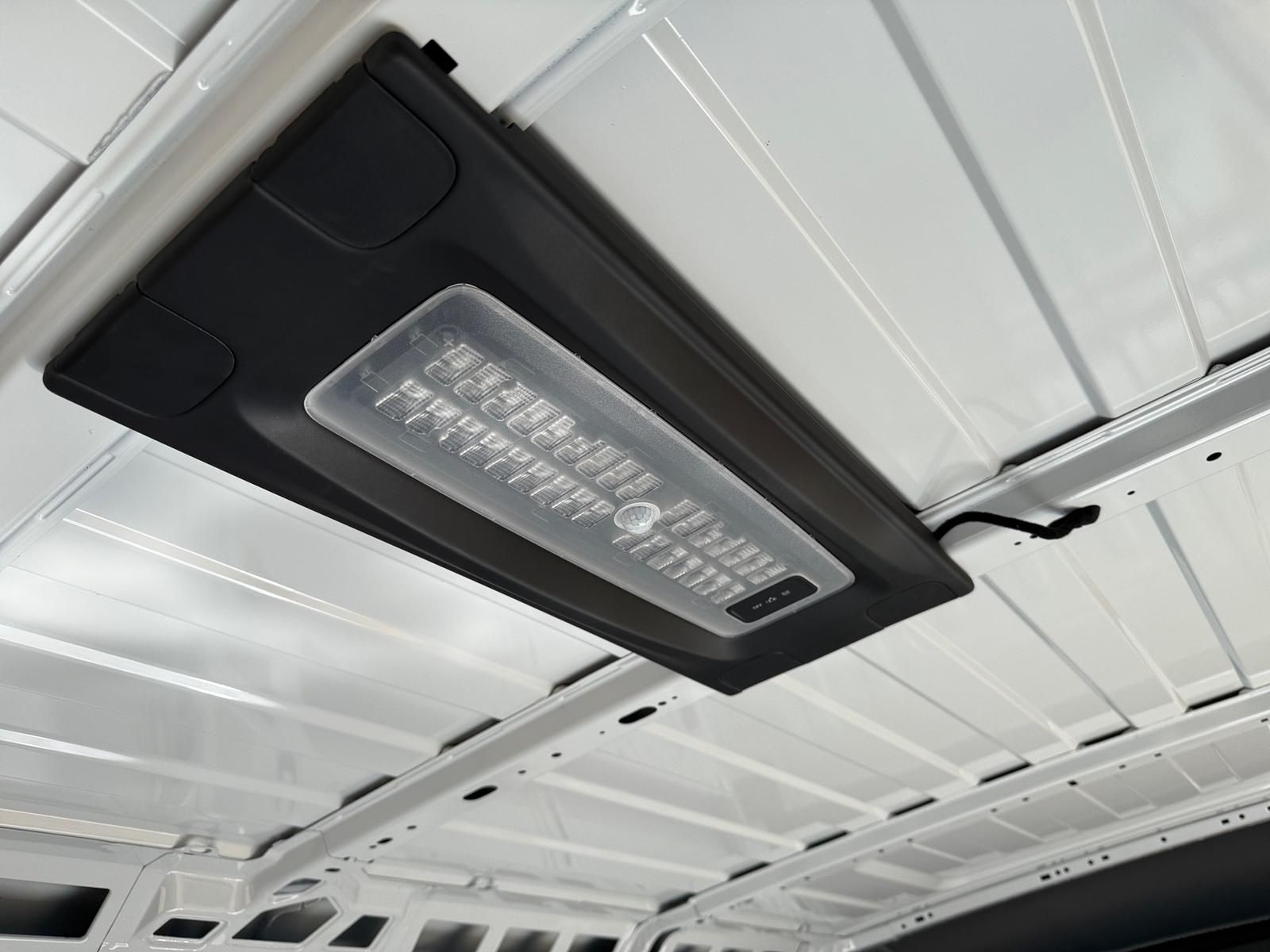 Fahrzeugabbildung Fiat Ducato Maxi 35 L4H2 Kastenwagen 180 AT