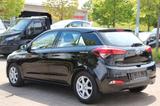 Hyundai i20 1.2i # Klima # Alufelgen # PDC # TÜV NEU - Hyundai i20: Schwarz