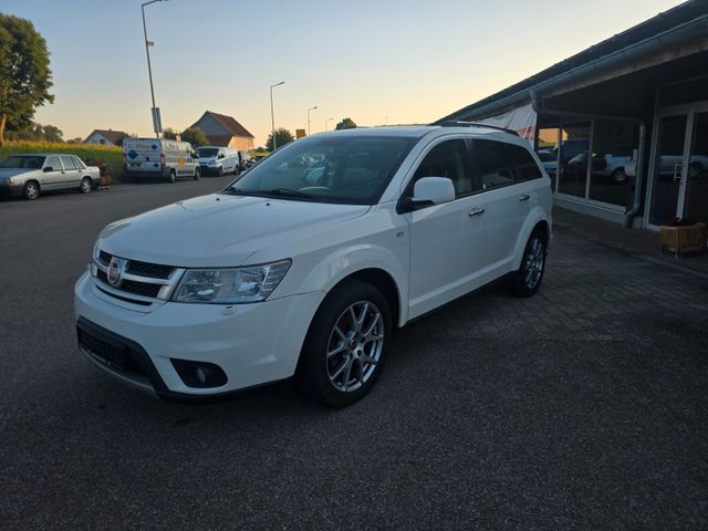 Fiat Freemont Lounge AWD-7 Sitzer-Automatic