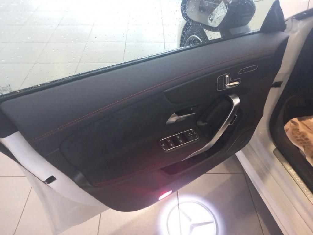 Fahrzeugabbildung Mercedes-Benz CLA 250 4M SB AMG*Pano-Dach*Navi*Kamera*LED*DAB*