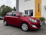 Hyundai i20 = Automatik - Sitzheizung - Ganzjahresreifen - Hyundai i20 Gebrauchtwagen in Lübeck