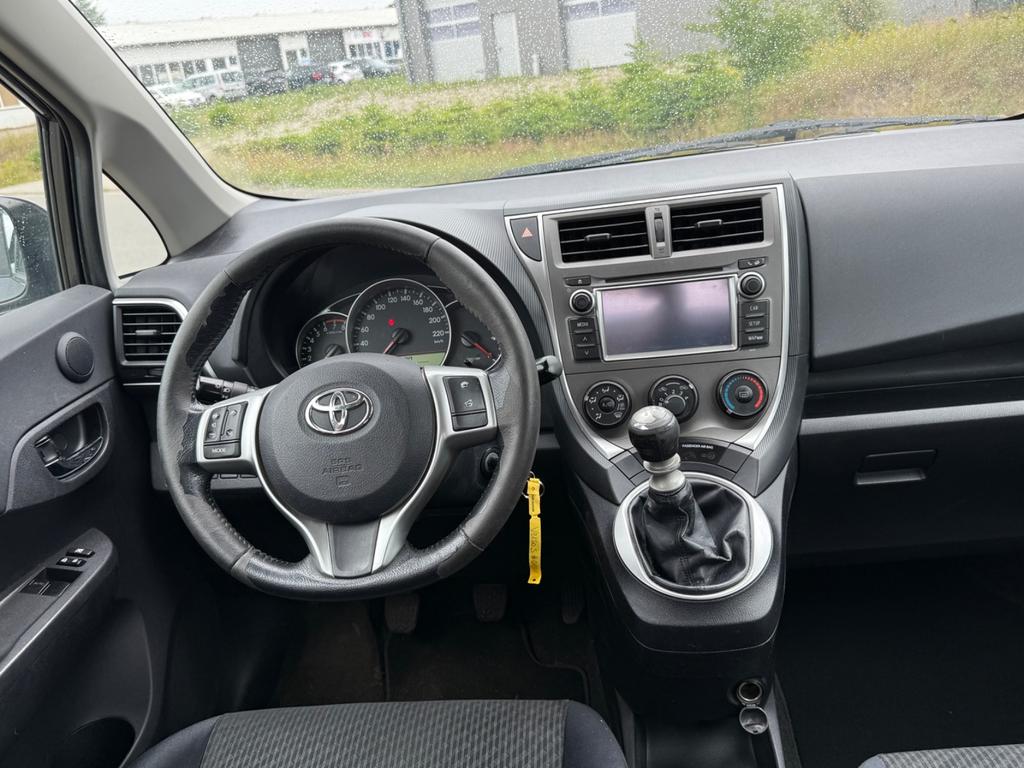 Toyota Verso-S