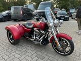 Harley-Davidson Freewheeler Trike mit Kess Tech Auspuff - Offers