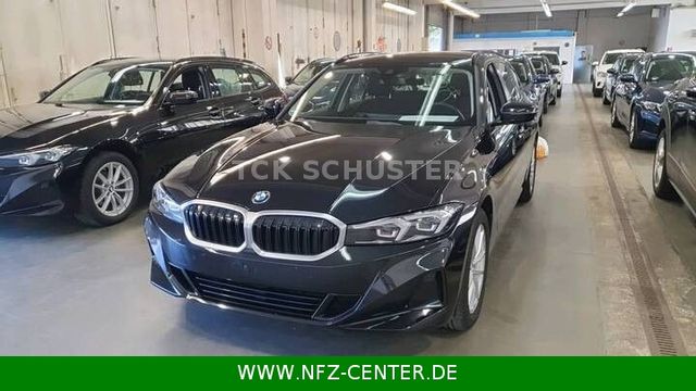 BMW 320 d xDrive Touring Navigation Business