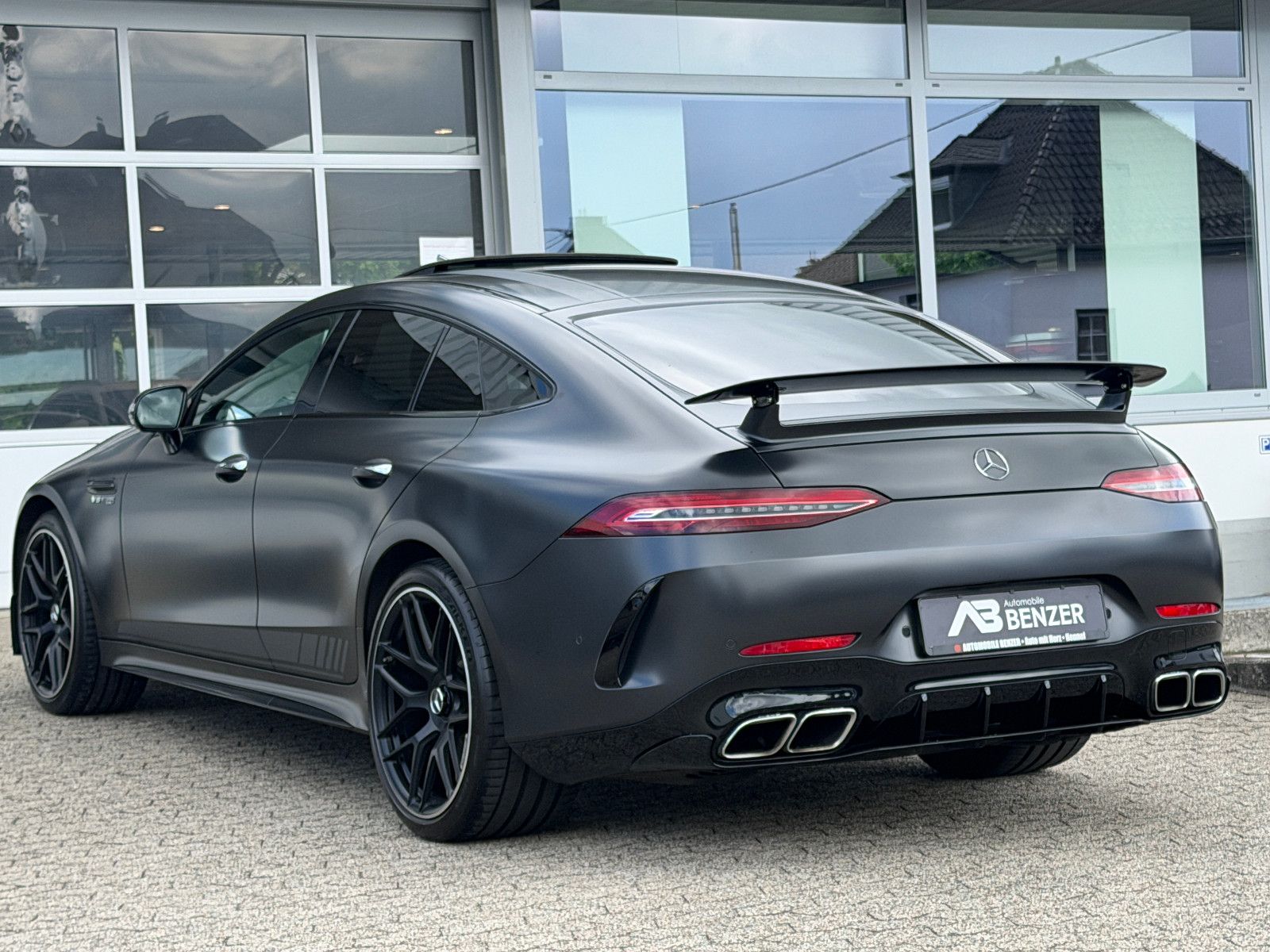 Fahrzeugabbildung Mercedes-Benz AMG GT 4 /43 4Matic+/AERO/V-8STYLING/360KAM/