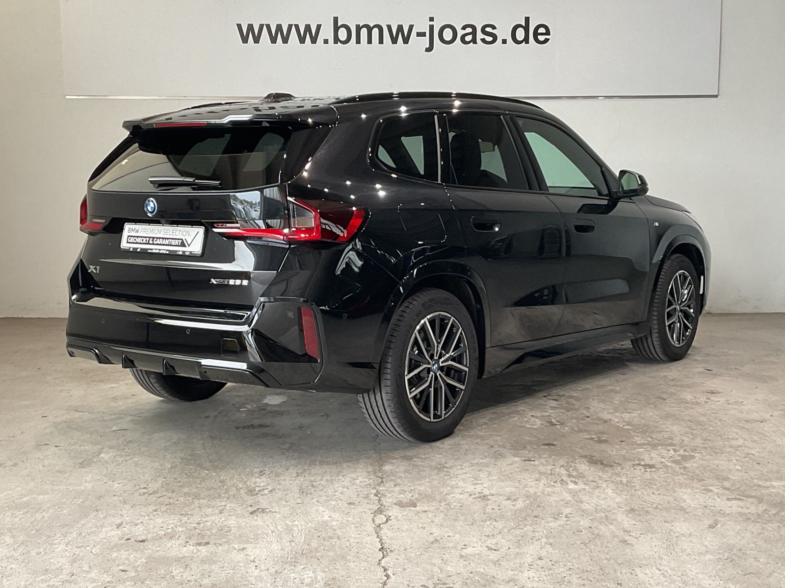 Fahrzeugabbildung BMW X1 xDrive25e M Sportpaket Head-Up HK HiFi
