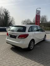 Mercedes-Benz B 180 - - Mercedes-Benz B 180 in Wuppertal