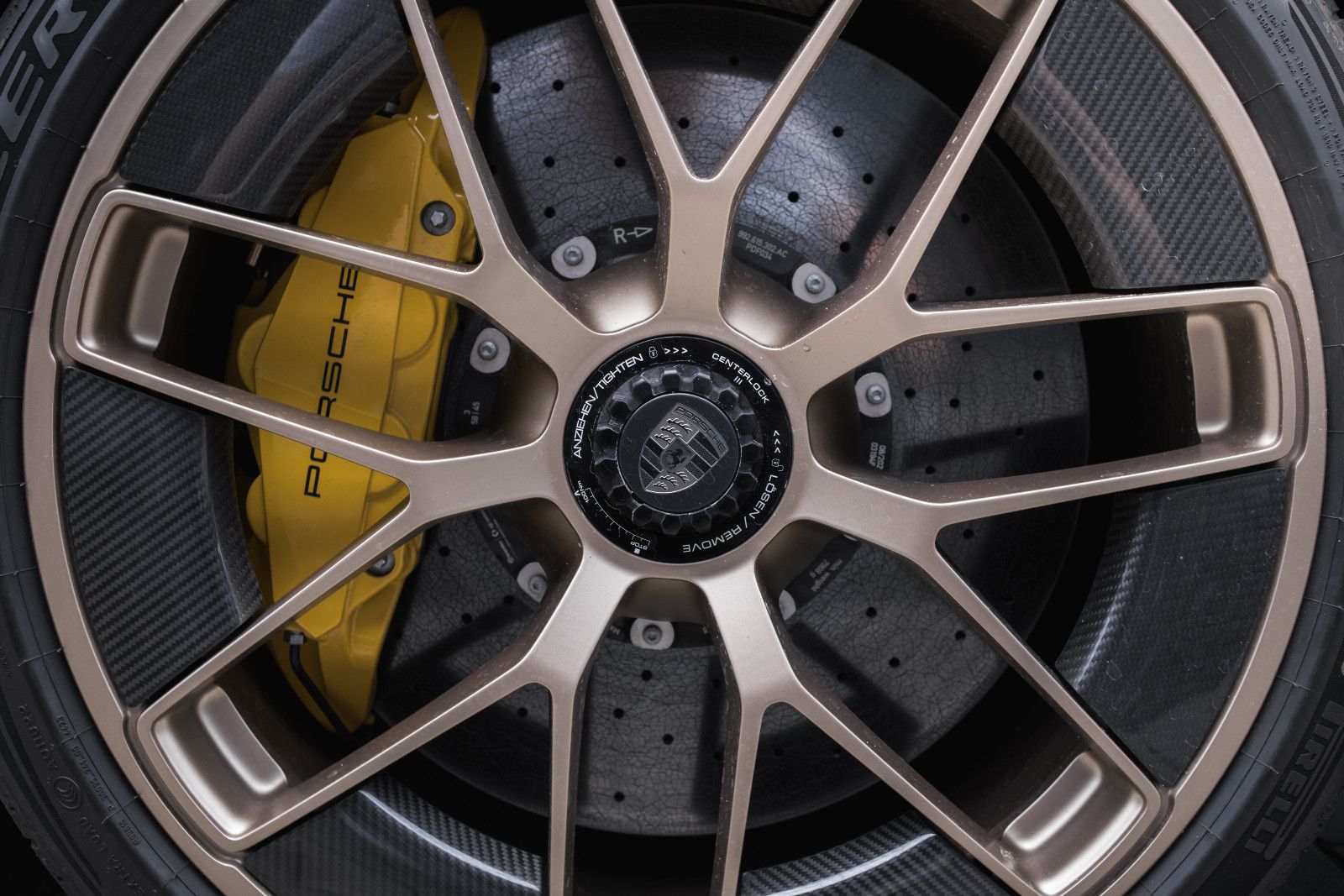 Fahrzeugabbildung Porsche 992.2/911 Turbo S-Lift-SportDesign-