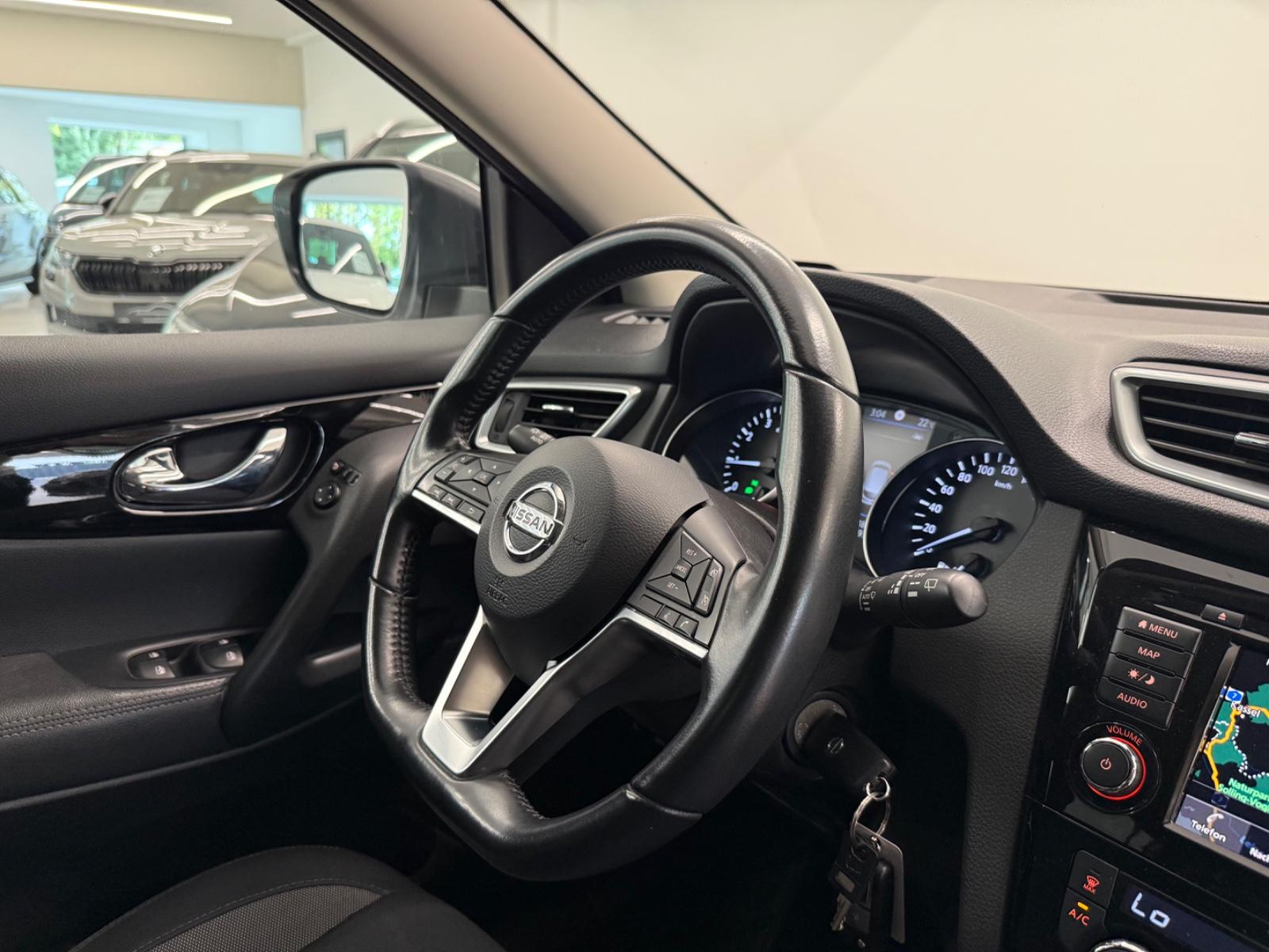 Nissan Qashqai 1. 3 N-Way Navi Klima Panorama AHK 1.8t