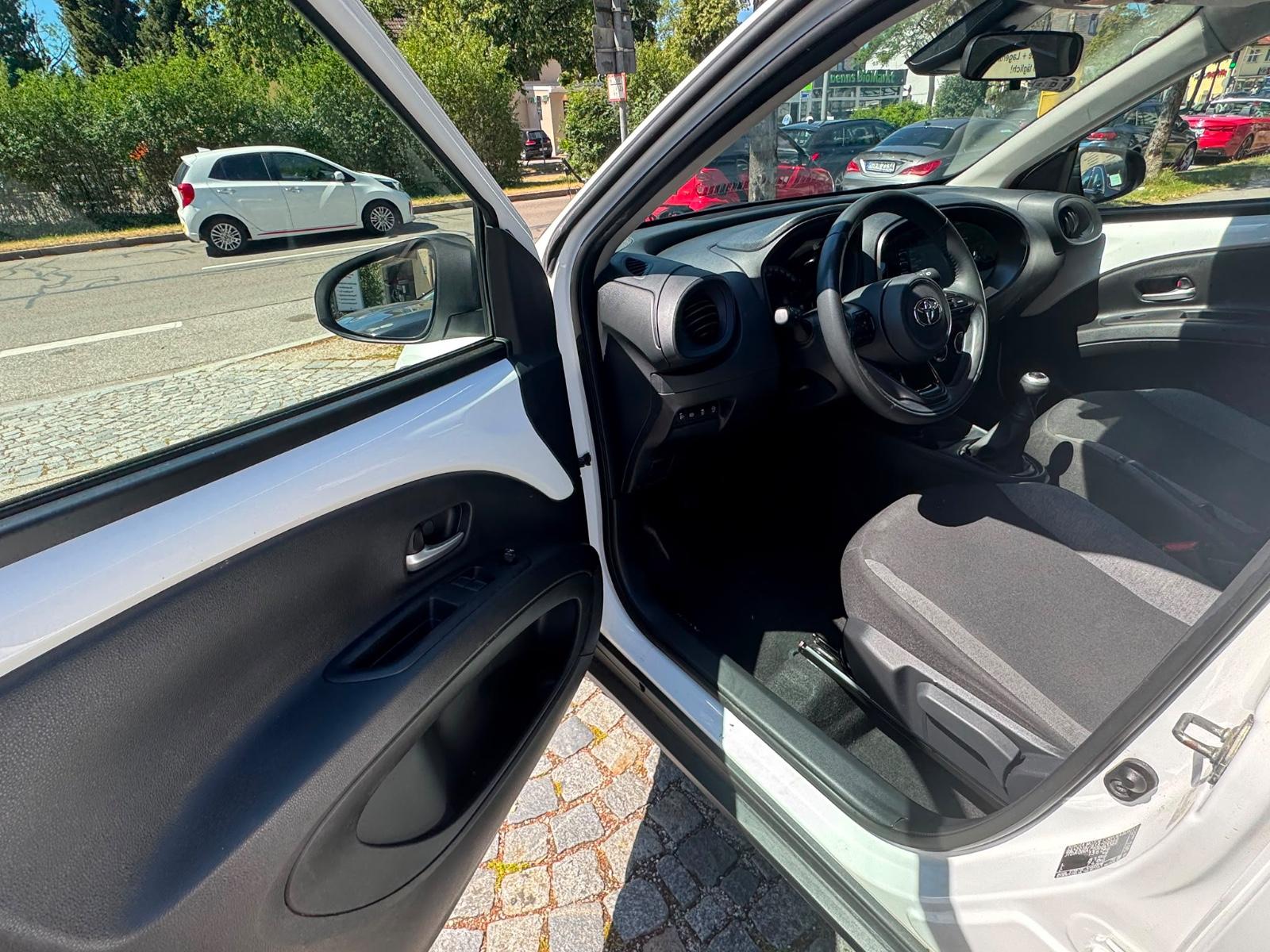 Toyota Aygo X Play Klima Kamera Multi Allwetterreifen