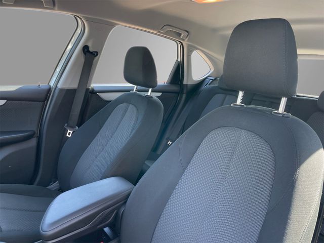 BMW 218d Active Tourer Advantage*Facelift*Buisness*