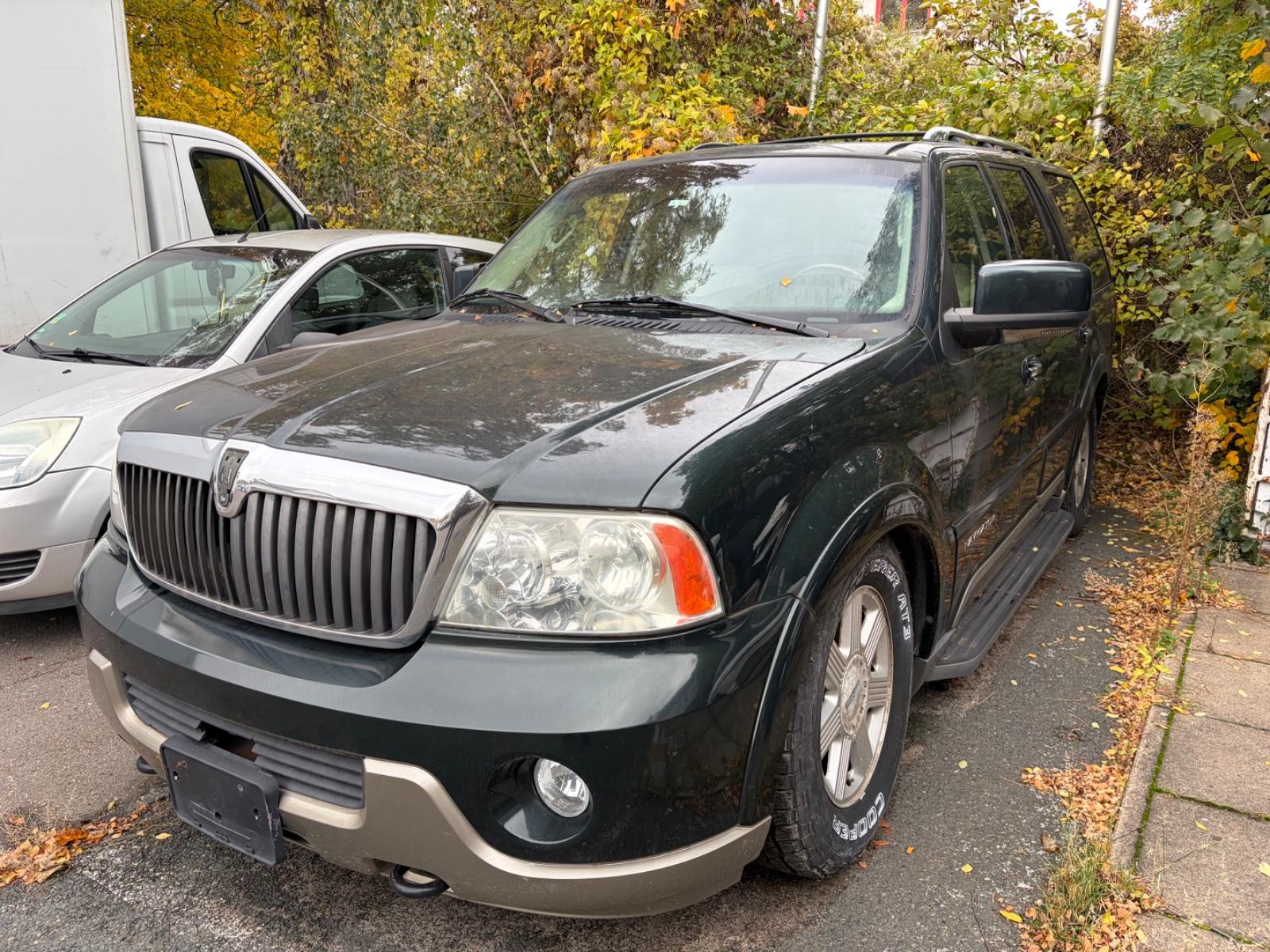 Lincoln Navigator