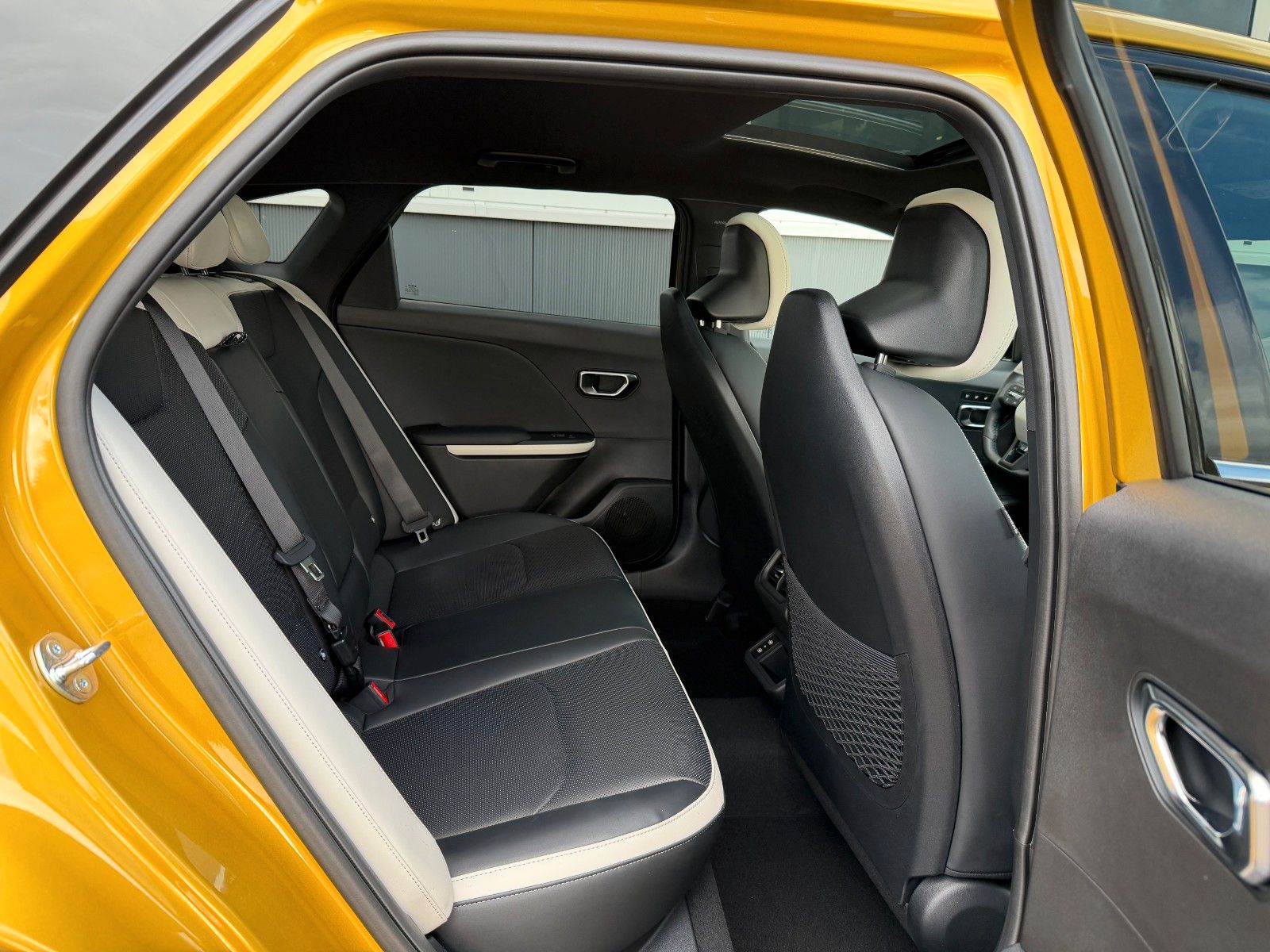 Fahrzeugabbildung Kia K4 1.6 T-GDI 180PS DCT GT-Line VOLL