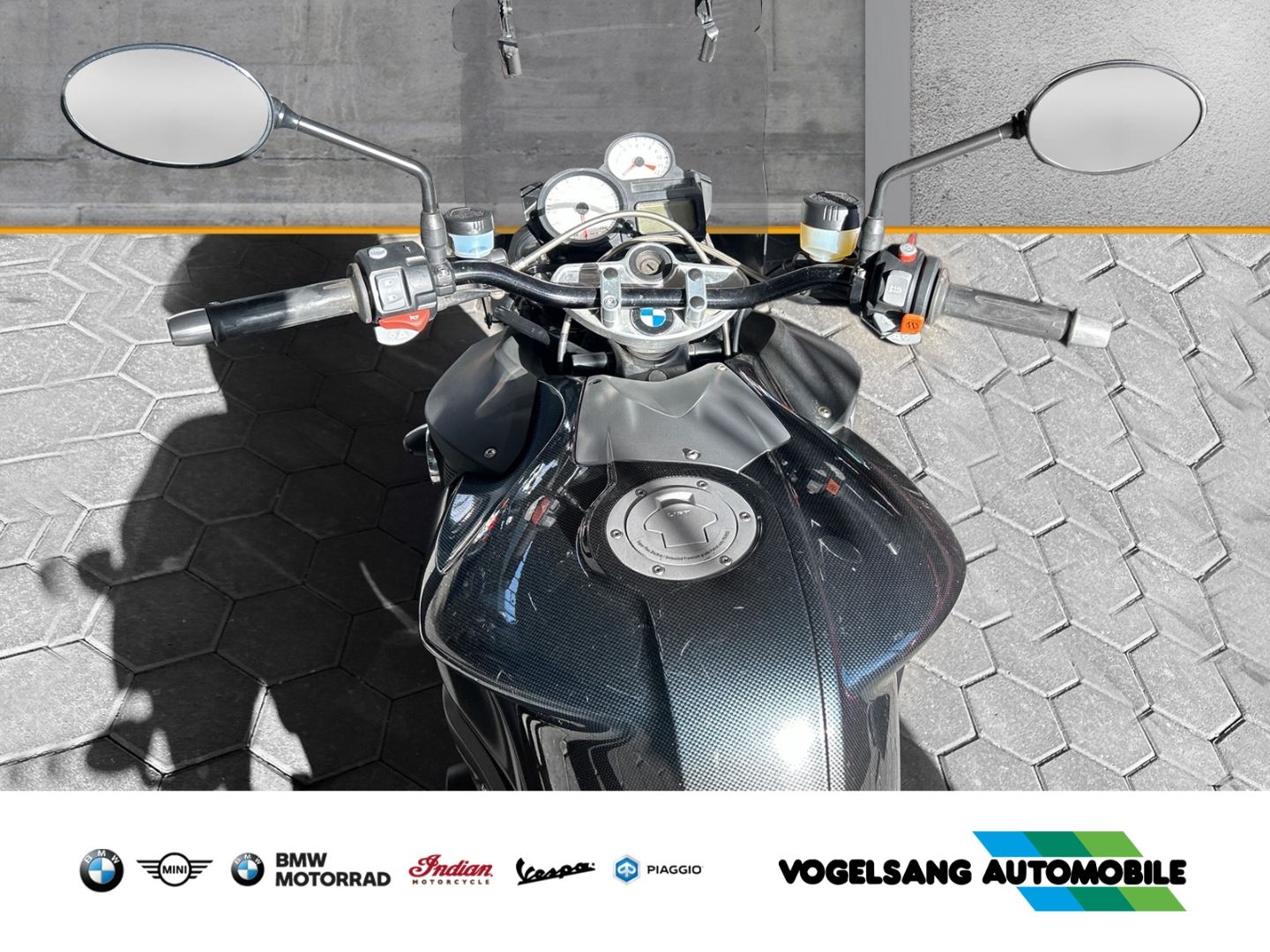 Fahrzeugabbildung BMW K 1200 R Sportrad, Heizgriffe, Blinker weiss, In