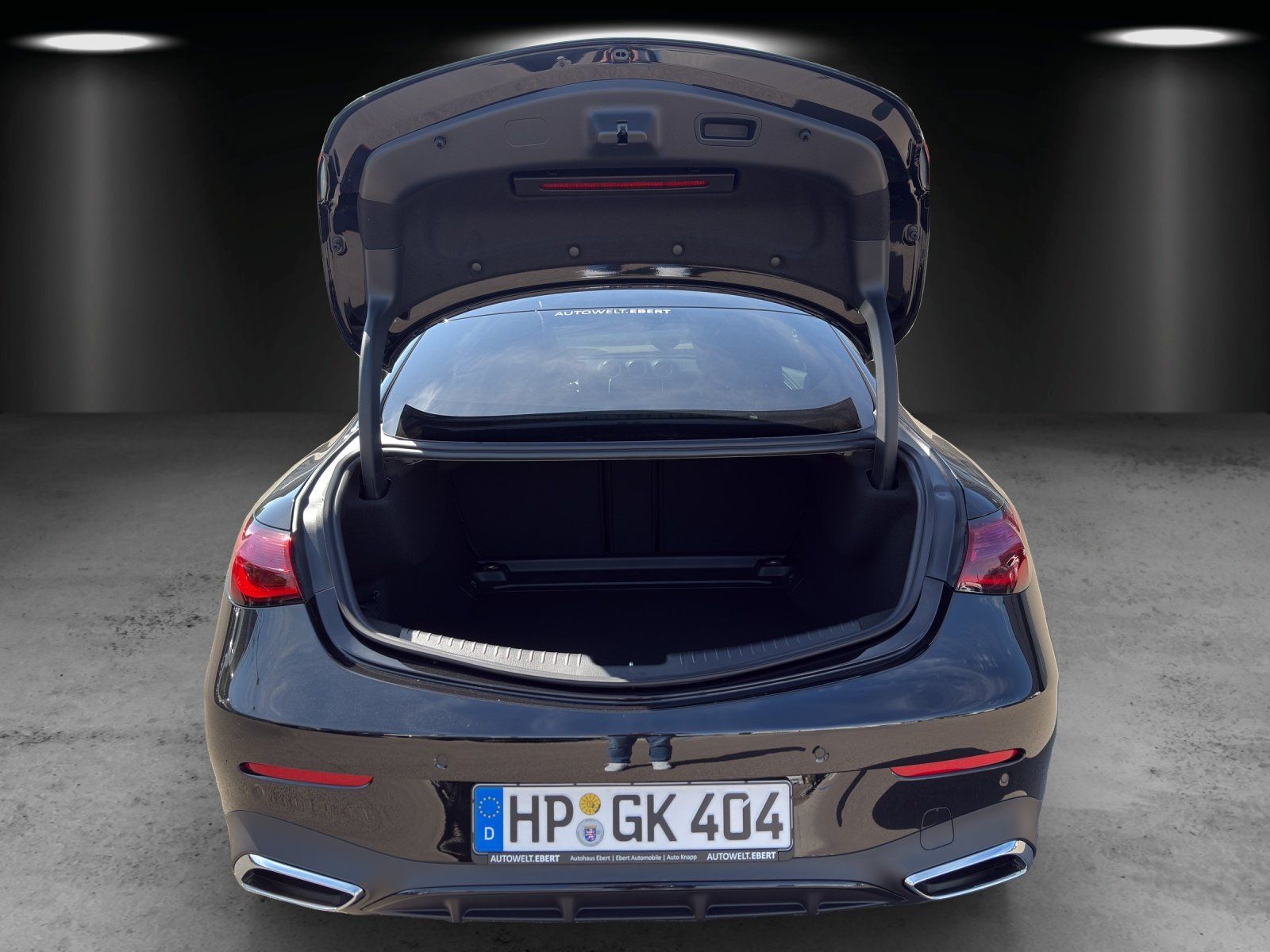 Fahrzeugabbildung Mercedes-Benz CLE 450 4M Coupé AMG 360° Pano DigLight Keyless