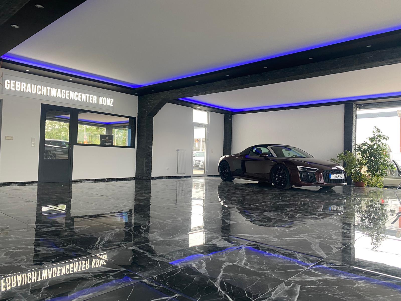 showroom-image-top