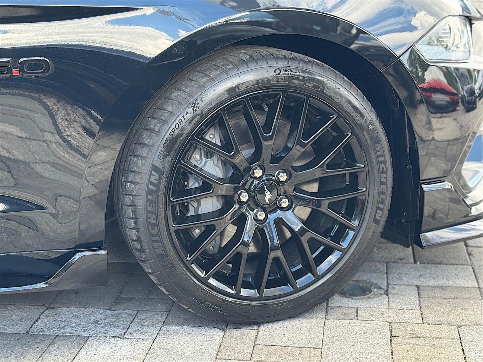Fahrzeugabbildung Ford Mustang Shelby GT 5.0 V8 Performance Premium