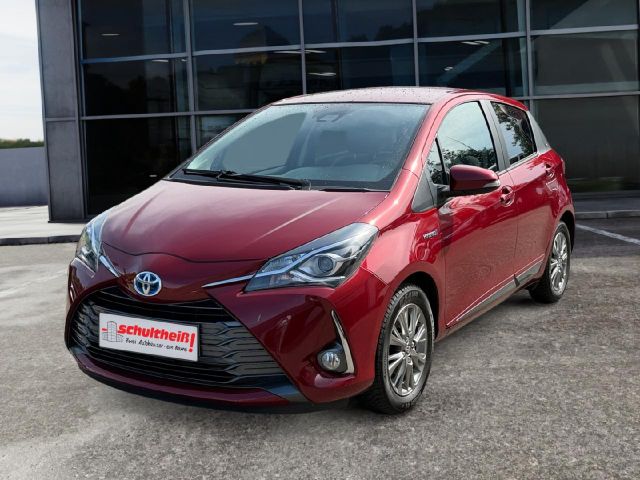 Toyota Yaris Hybrid Y20 Club