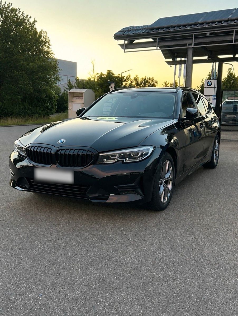 BMW BMW 318d G21