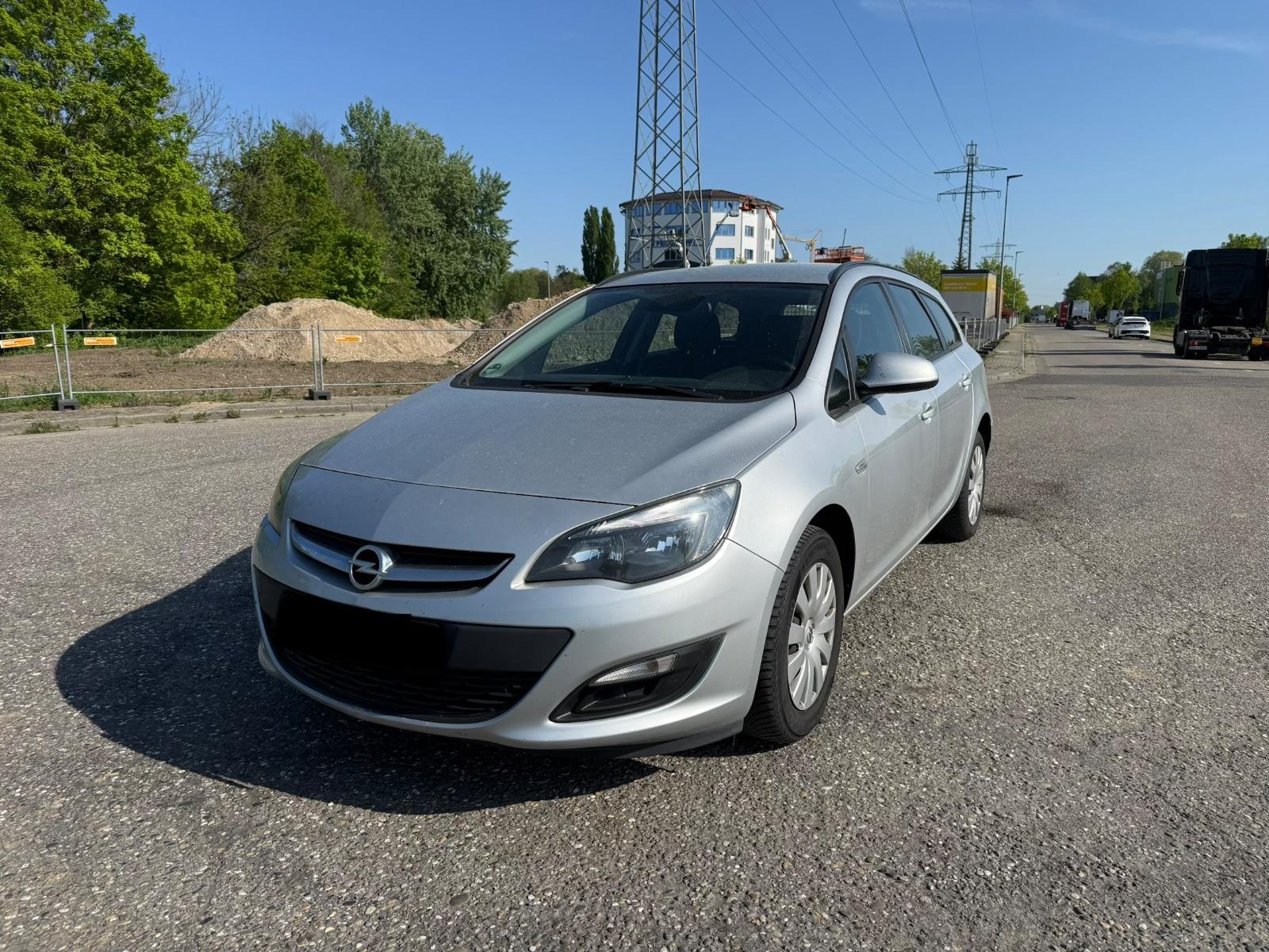 Opel Astra, 2015