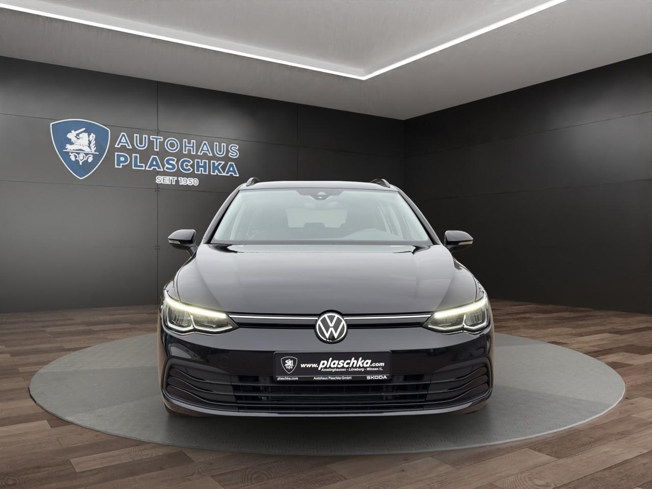 Volkswagen Golf VIII Var. 1.5 TSI Life AHK+ACC+APP+NAVI+LED