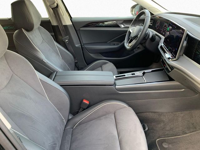 Passat Variant 2.0 TDI DSG ELEGANCE AHK+IQ.LIGHT