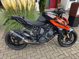 KTM Super Duke R 1290 - KTM DUKE R