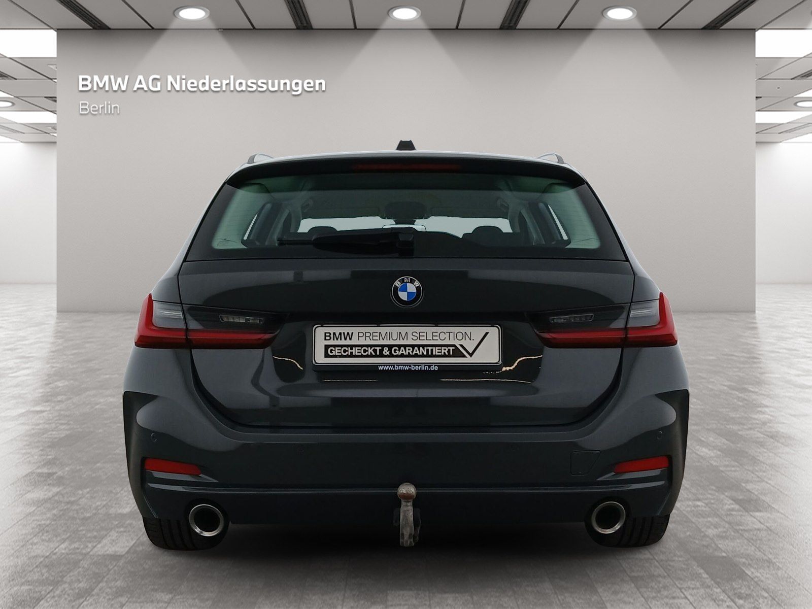 BMW 320i Touring Standheizung Navi AHK PDC LED foto 5