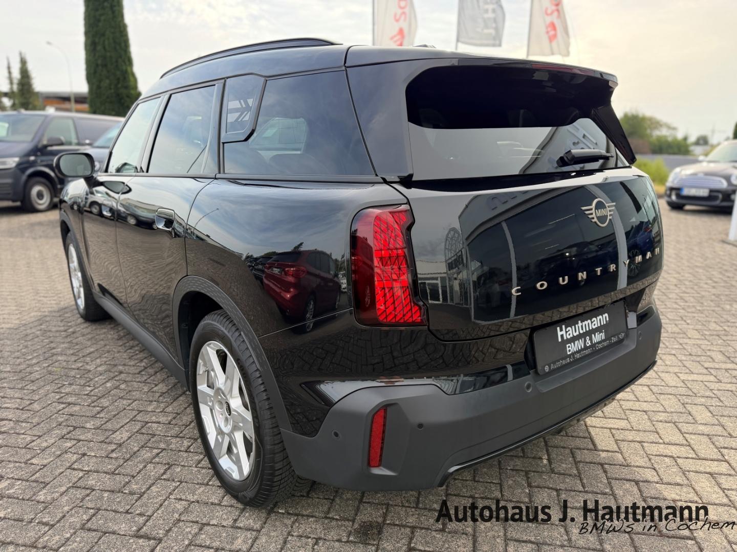 MINI Countryman C Classic Trim +1.HAND+HUP+PANO+LM18'