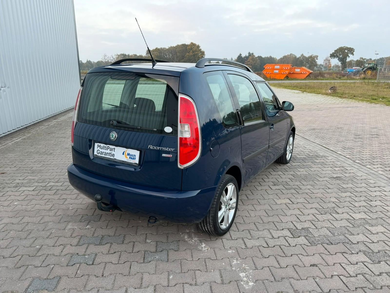Skoda Roomster 2009 — photo 8
