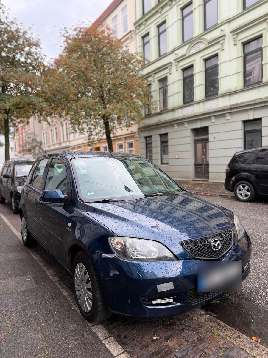 Mazda 2