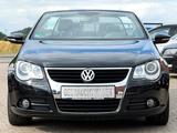 Volkswagen Eos 2.0 TDI aus 1. Hand / Panodach / Scheckheft - Volkswagen Eos: Automatik